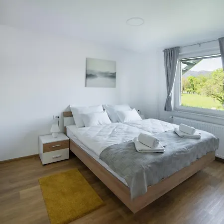 Apartment Apartma Lida 1- Mirna Lokacija, Brezplacno Parkirisce, 10 Minut Hoje Do Jezera In Gradu Bled