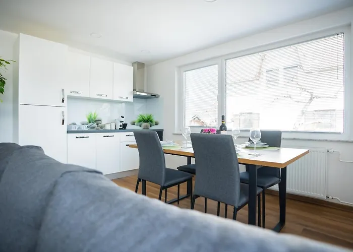 Apartma Lida 1- Mirna Lokacija, Brezplacno Parkirisce, 10 Minut Hoje Do Jezera In Gradu شقة بليد